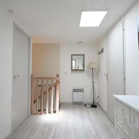 Maison De Village Pour 6 Pers Avec Jardin, Pres Phare Des Baleines Et Plage Conche! - Fr-1-258-128 Saint-Clément-des-Baleines