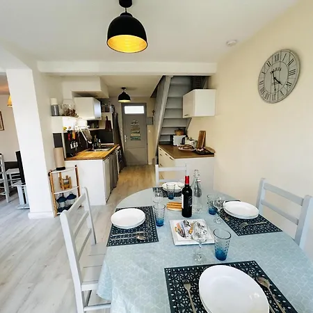 بيت للعطل Maison De Village Pour 6 Pers Avec Jardin, Pres Phare Des Baleines Et Plage Conche! - Fr-1-258-128 سا كليمو دي با