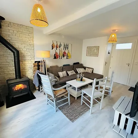 بيت للعطل Maison De Village Pour 6 Pers Avec Jardin, Pres Phare Des Baleines Et Plage Conche! - Fr-1-258-128 *